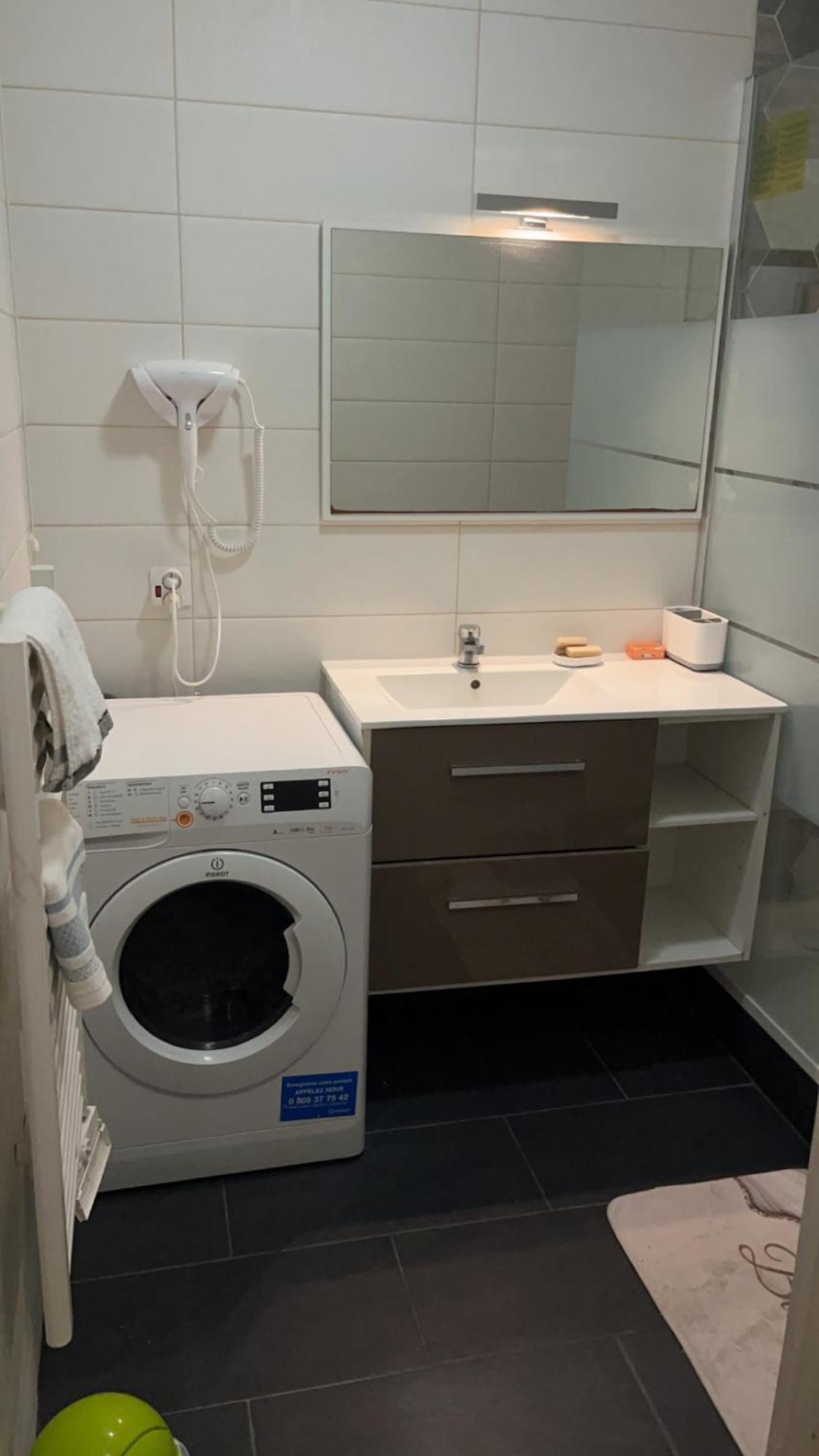 Appartement 2 Chambres Et Salon Proche Paris سُفرْ المظهر الخارجي الصورة