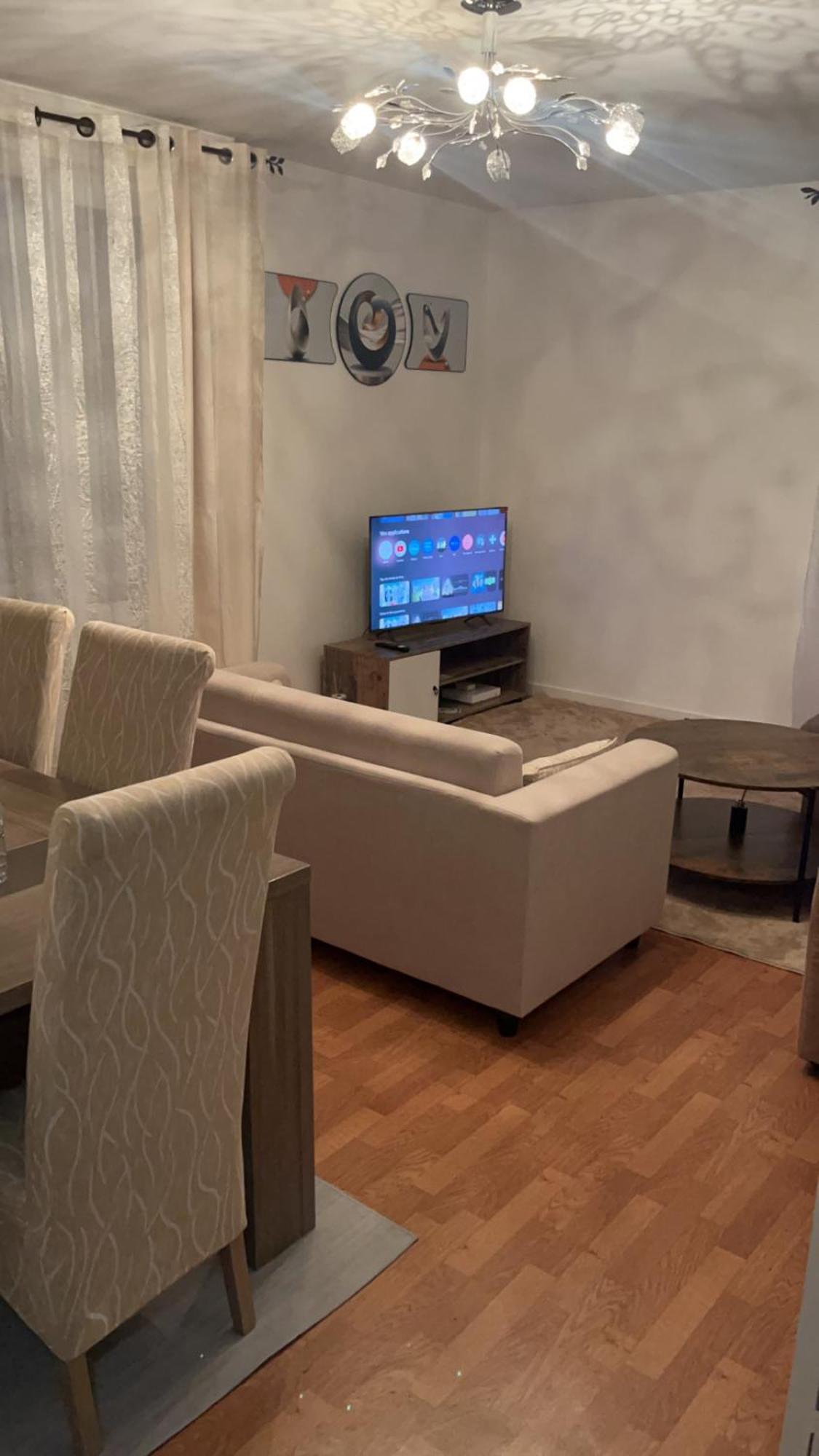 Appartement 2 Chambres Et Salon Proche Paris سُفرْ المظهر الخارجي الصورة